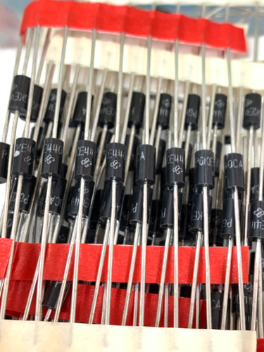 دیود زنر P6KE440CA