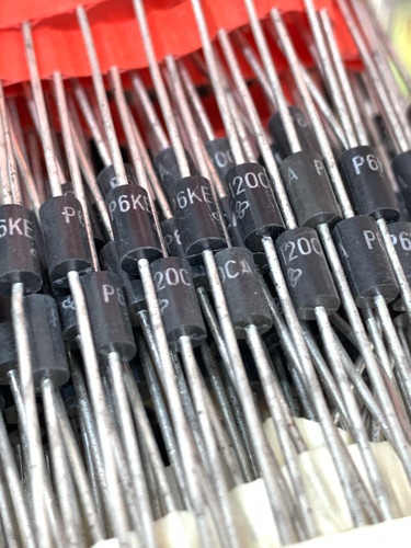 دیود زنر P6KE20CA