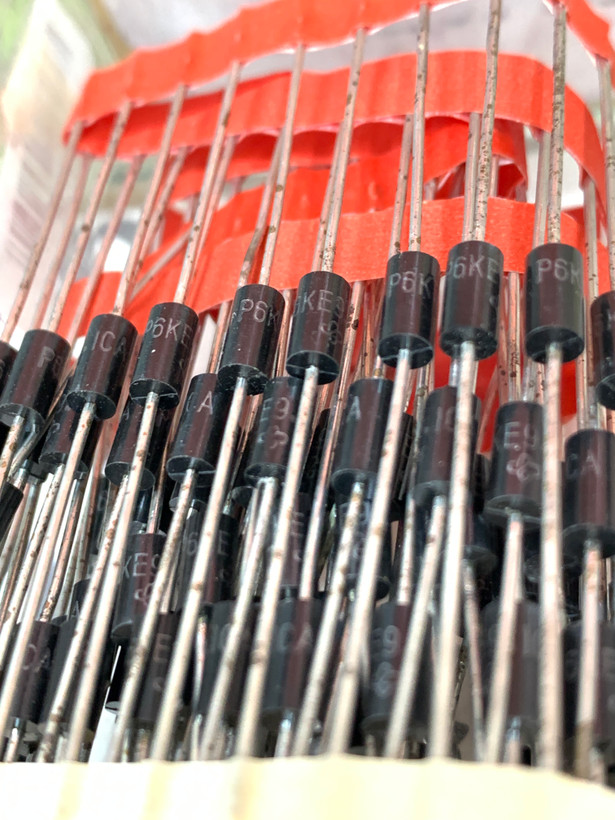 دیود زنر P6KE9.1CA