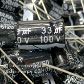 خازن الکترولیت 33 میکروفاراد 100 ولت