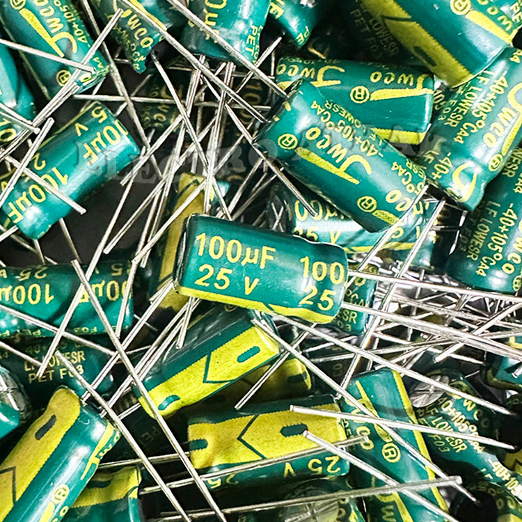 خازن الکترولیت 100 میکروفاراد 25 ولت سبز